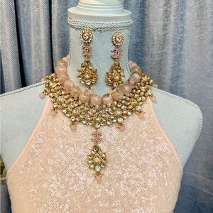 Elegant Gold and Pink Jewelry Set